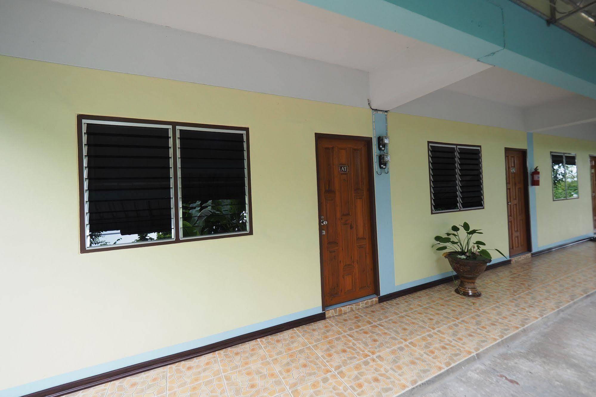 Sangaroon Hotel Pua Luaran gambar